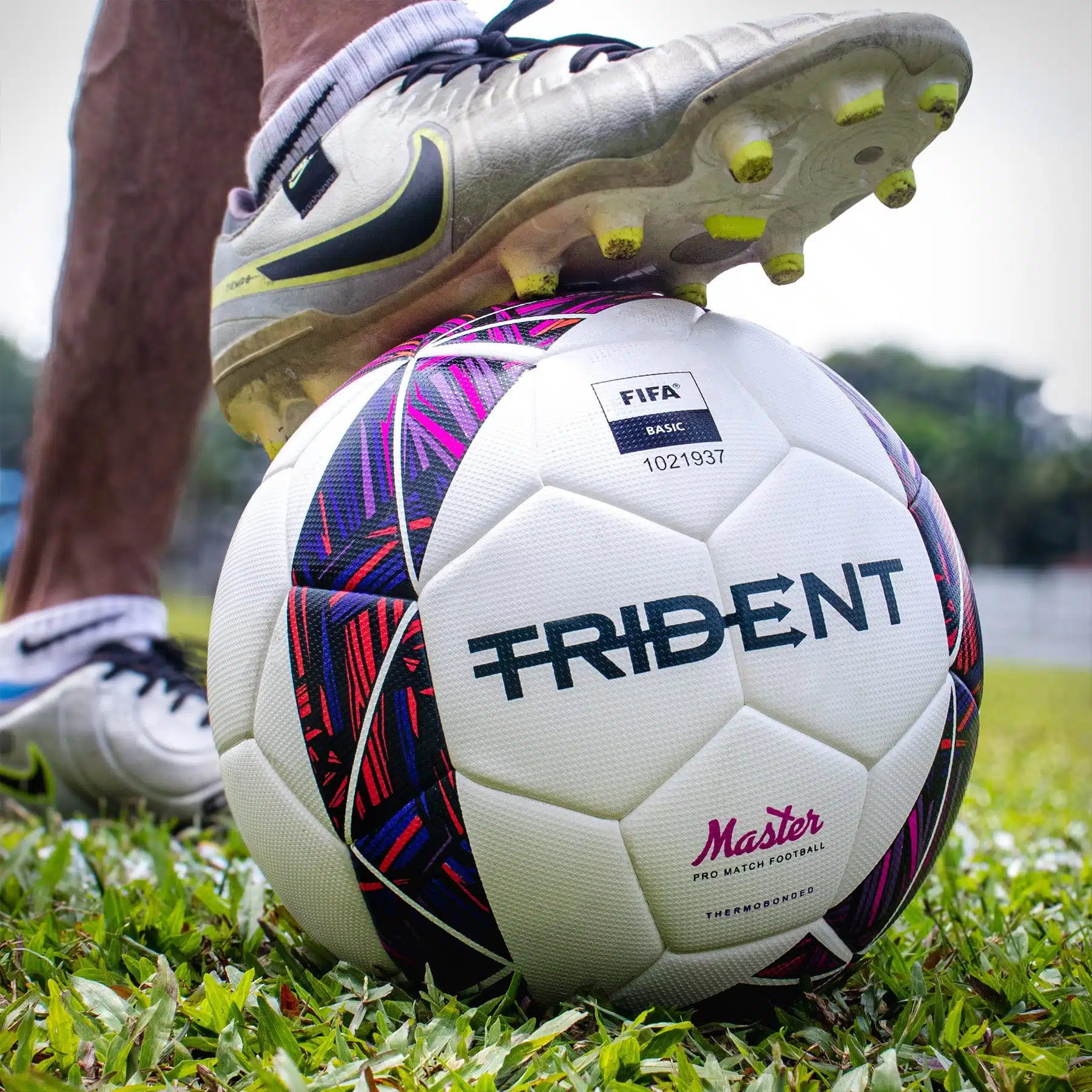 Trident Master TB Pro Football (FIFA Basic) – Magenta - Image 7